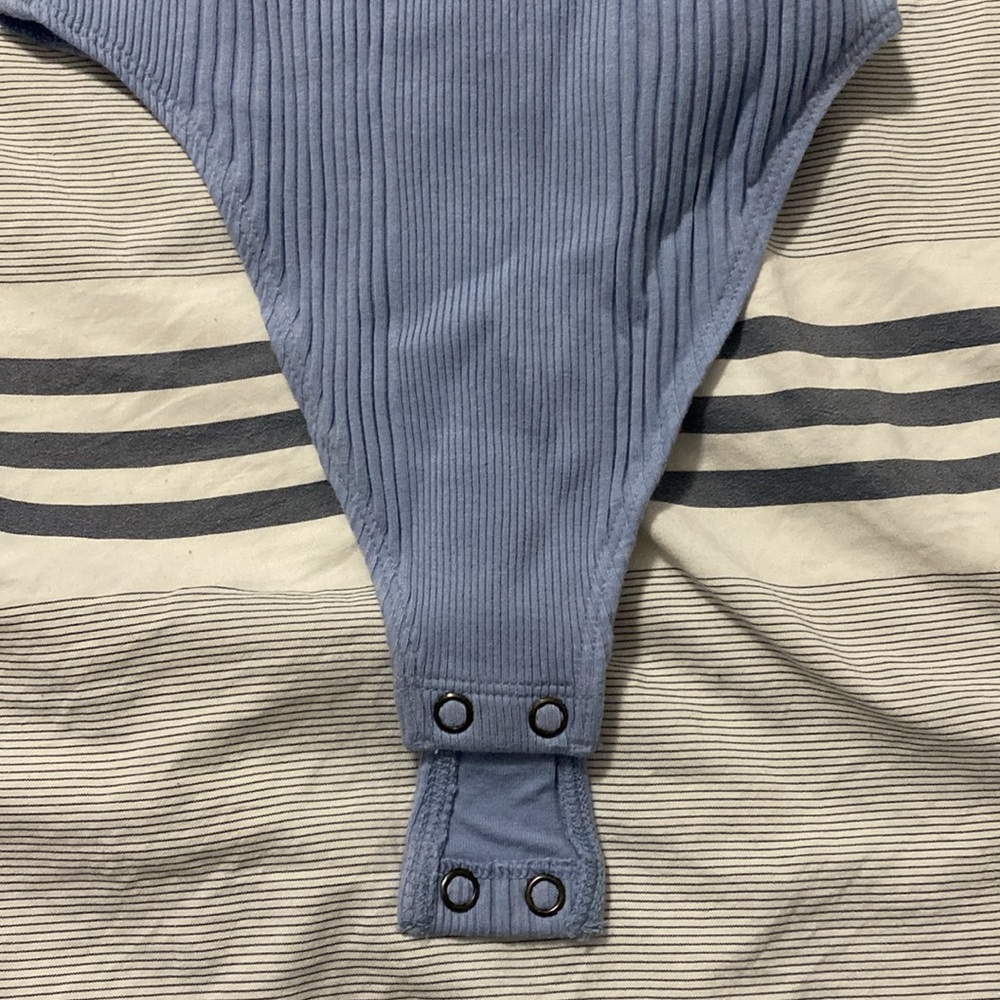 NWT Women’s Aerie bodysuit - Picture 5 of 6